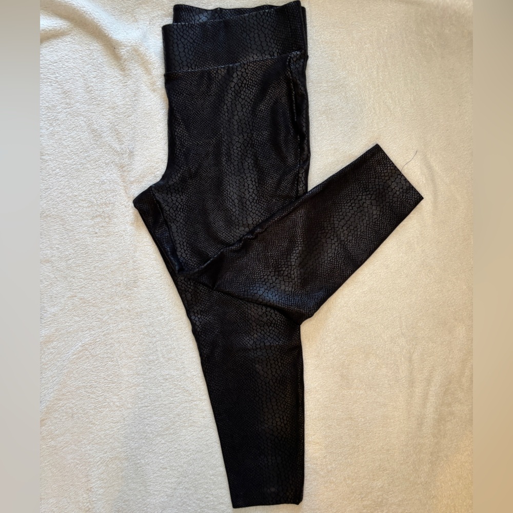 Torrid Black Snake Print Leggings